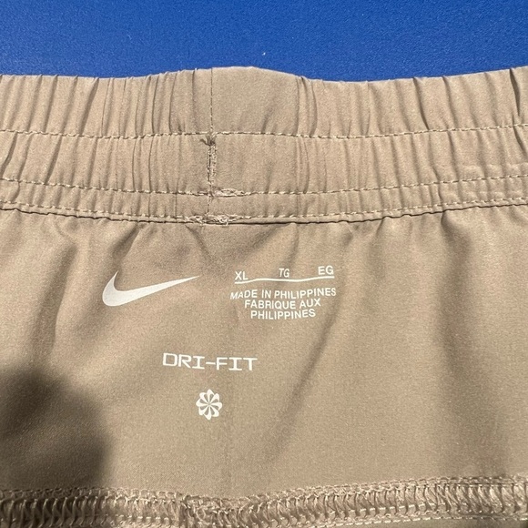 NOT FOR SALE - Picture 4 of 7